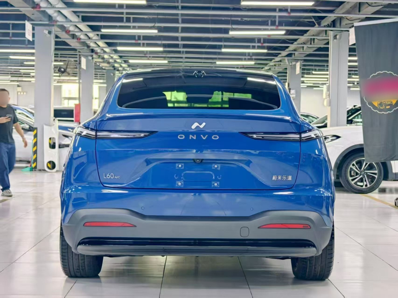 L60 2024 60kWh AWD photo 5