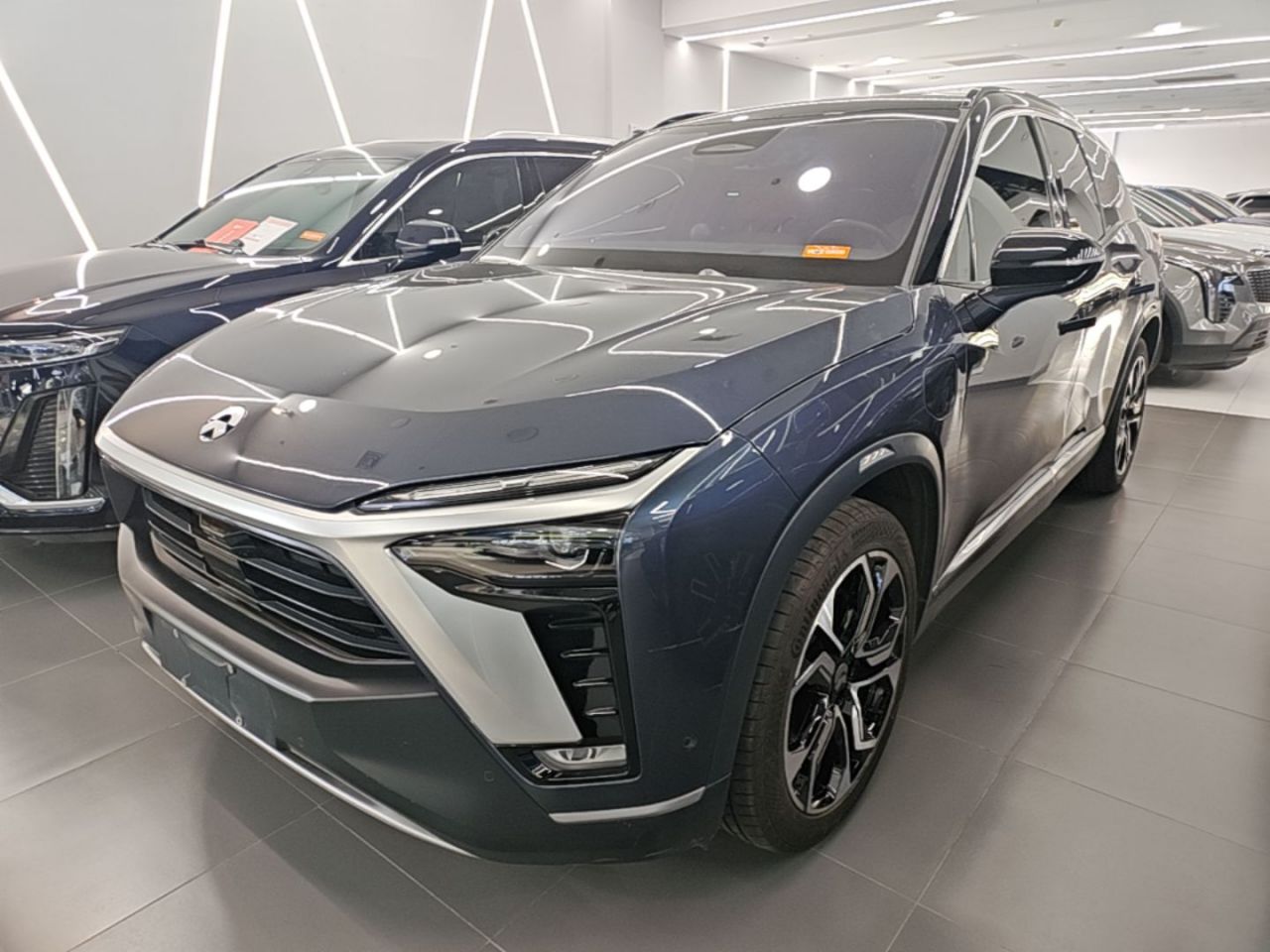 ES8 2020 415KM 6-Seater