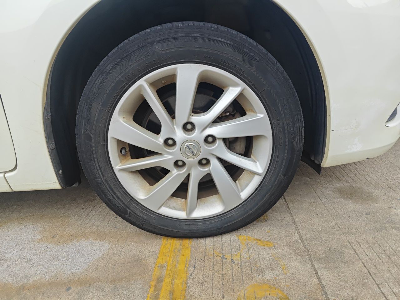 Sylphy 2014 1.6XV CVT Exclusive photo 5