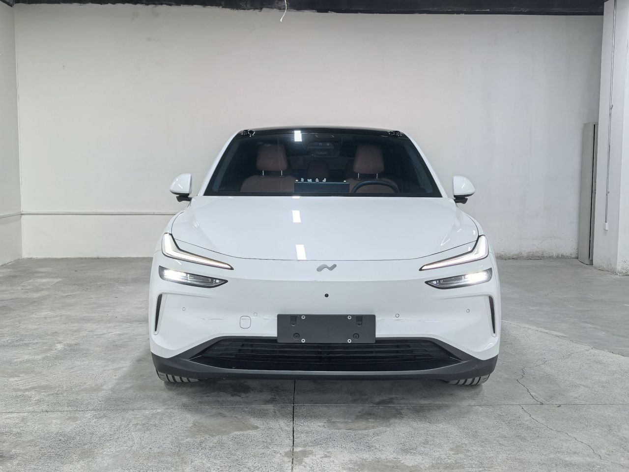 L60 2024 60kWh RWD photo 3