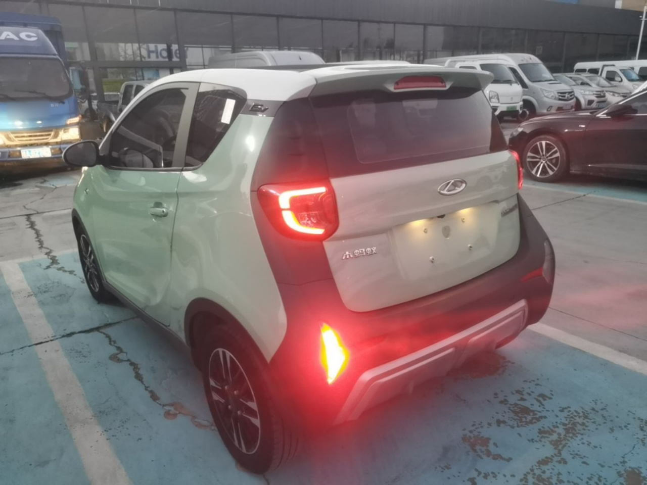 QQ Little Ant 2022 LFP 30kW 301km photo 4