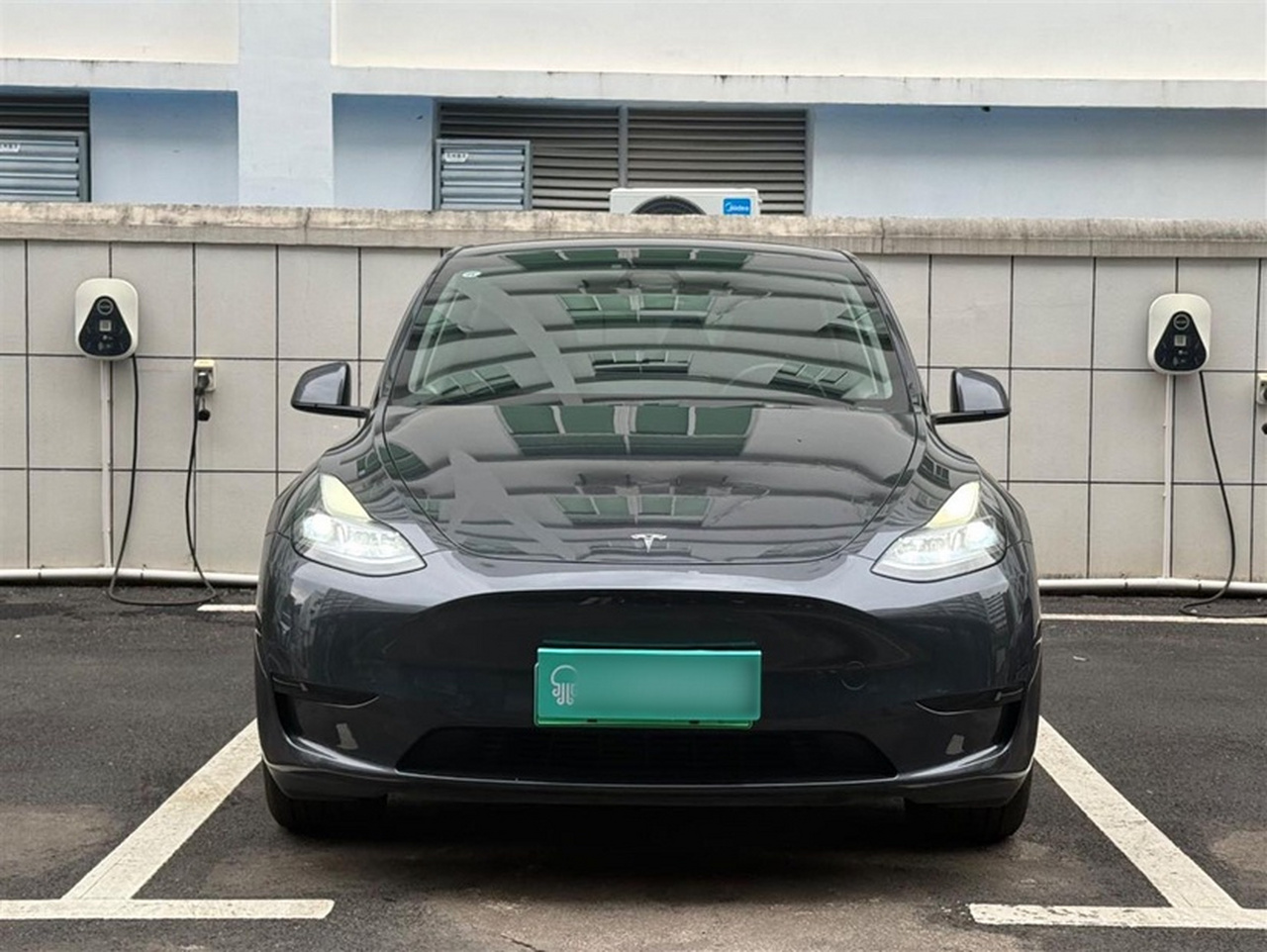 Model Y 2024 RWD photo 3