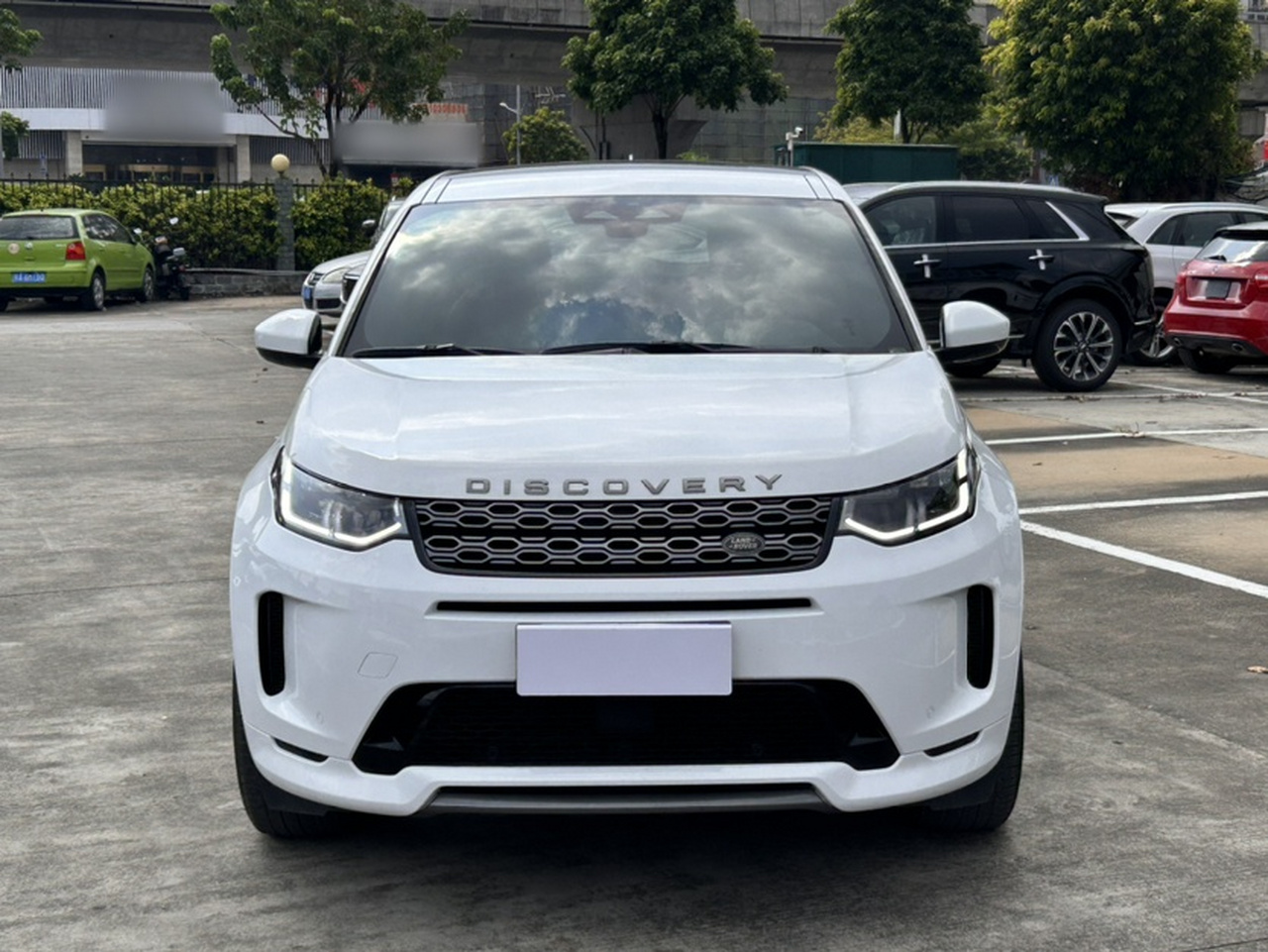 Discovery Sport 2022 249PS R-Dynamic S Performance 5-Seater photo 2