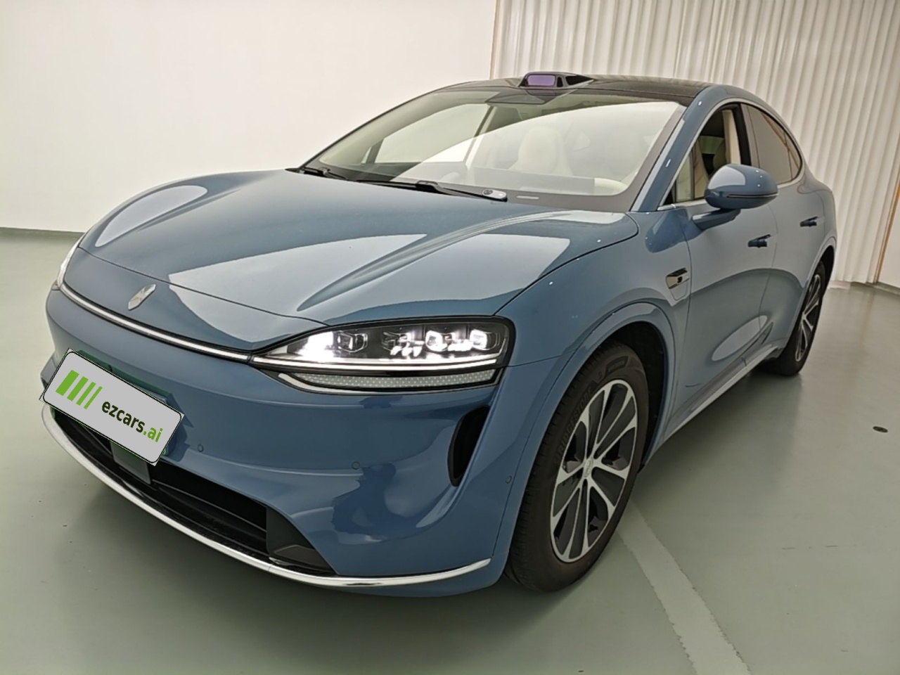HIMA Luxeed R7 2026 EV Max+ 192-Line LiDAR