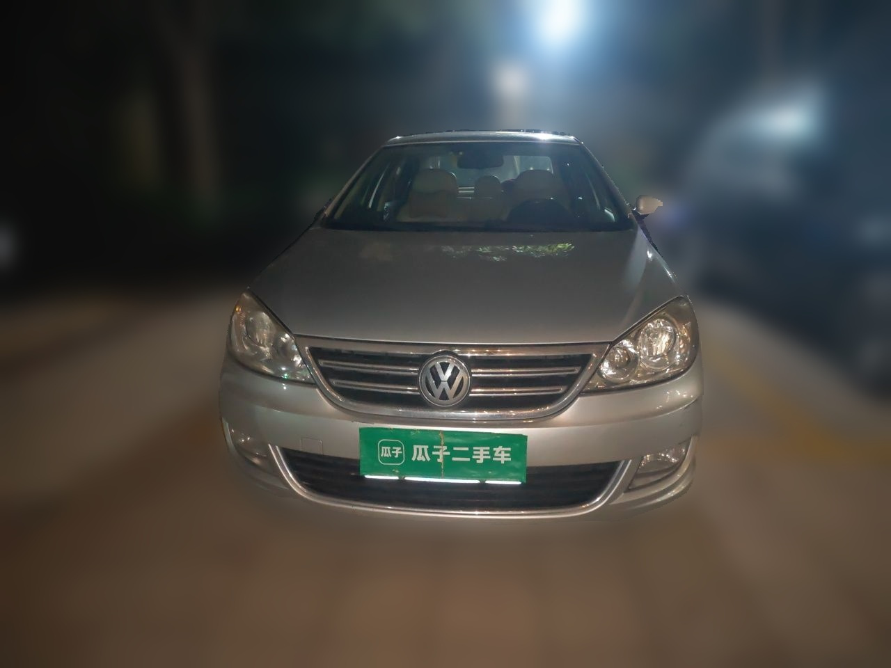 Lavida 2011 1.6L AT photo 2
