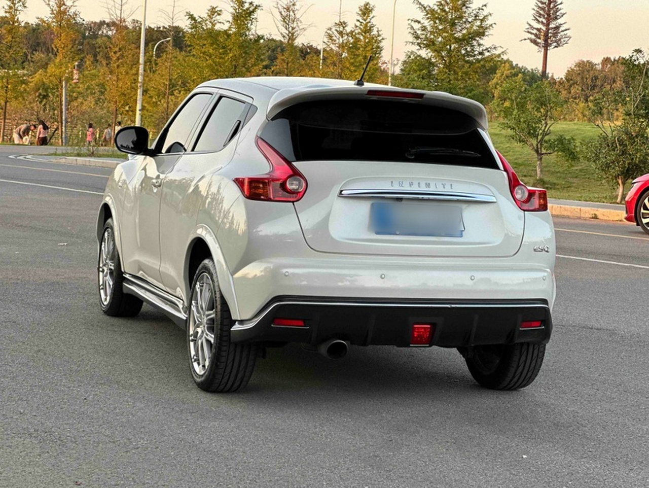 ESQ 2014 1.6L photo 4