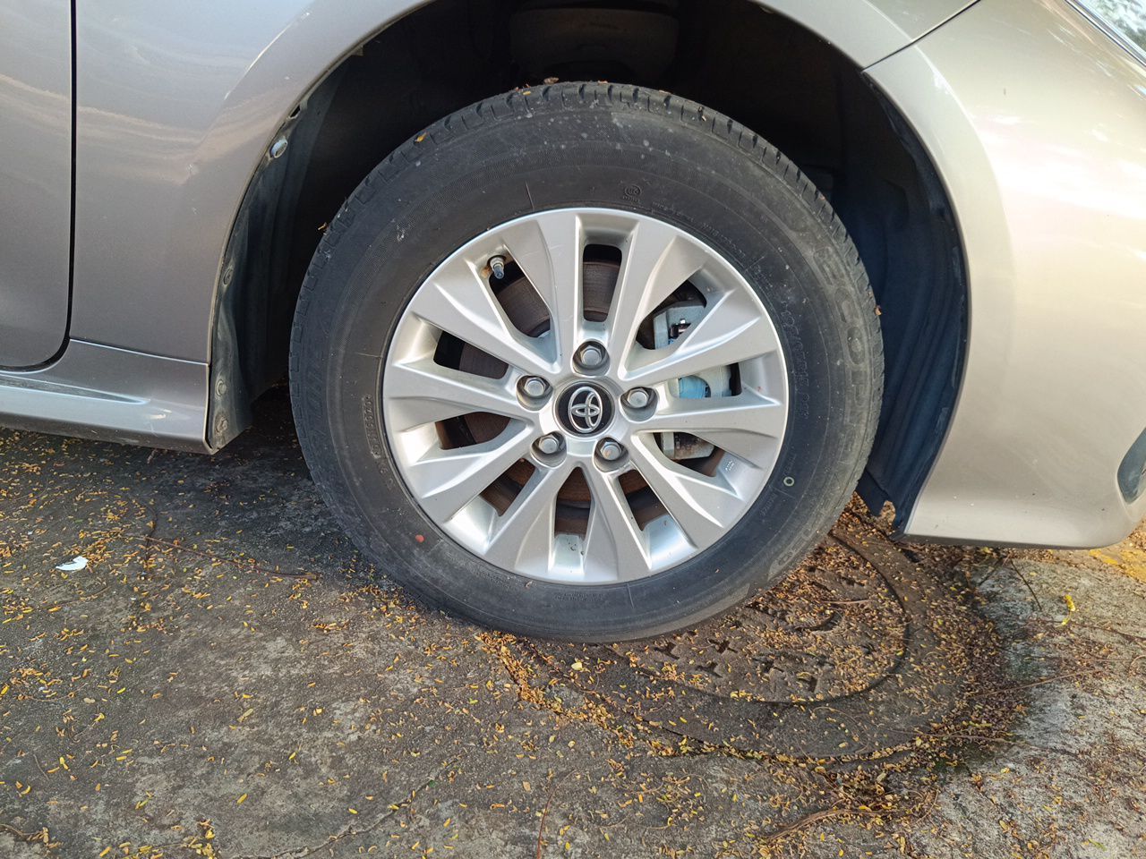 Corolla 2019 1.2T S-CVT GL photo 2