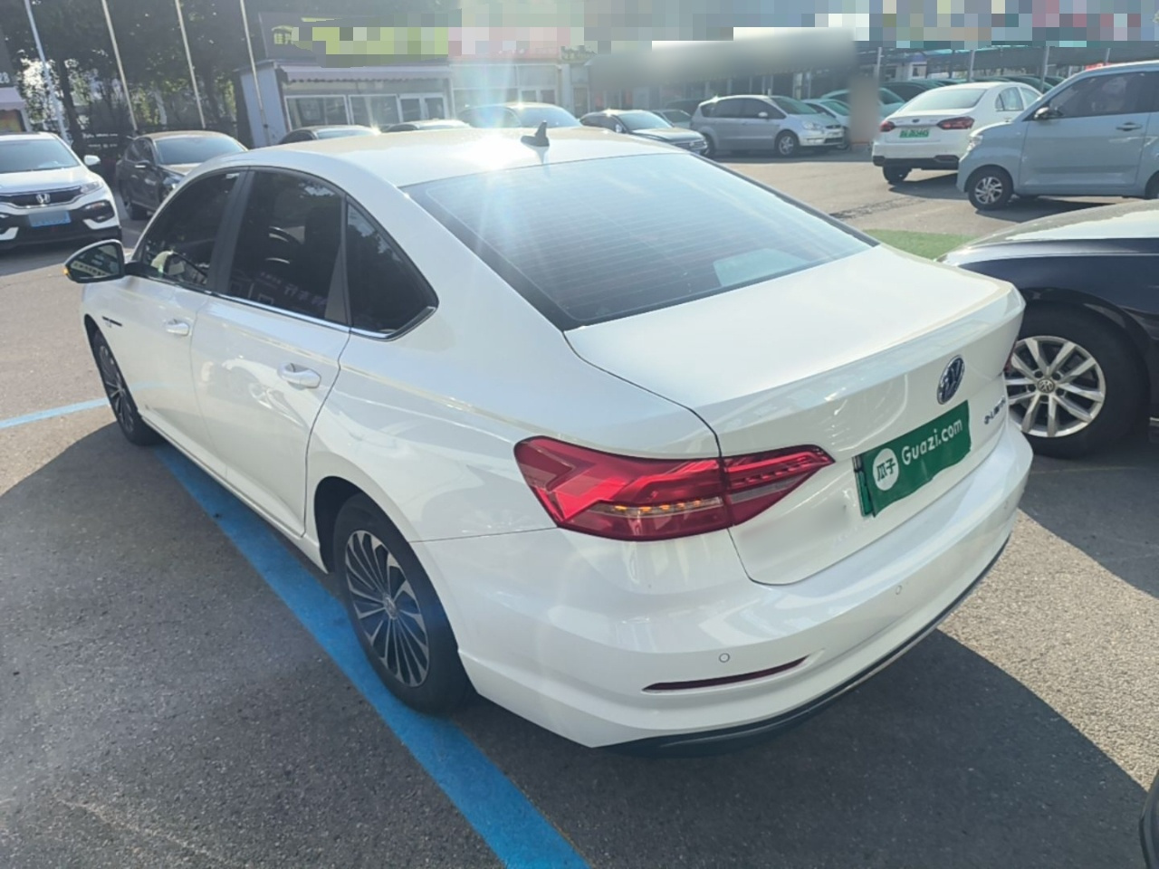 Lavida EV 2019 Preferred photo 4