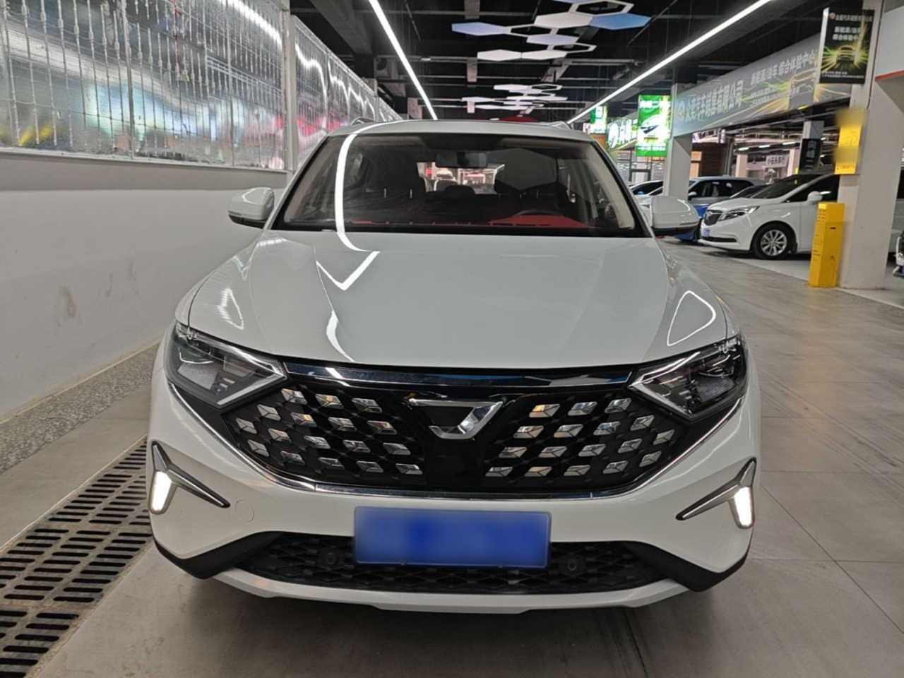 VS7 2023 280TSI AT Progressive photo 2