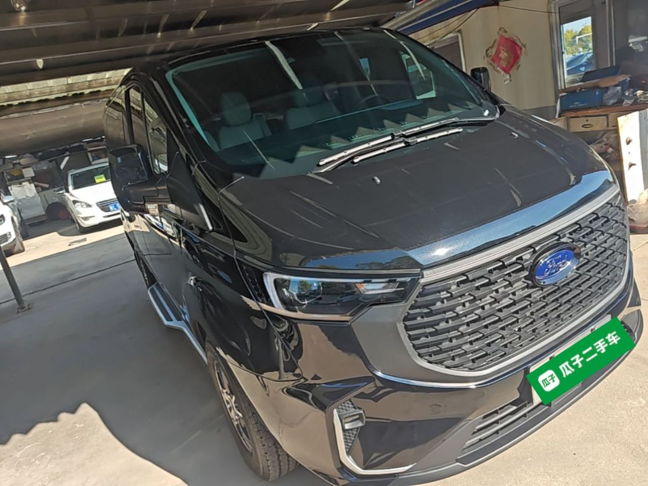 Transit 2026 2.0T Diesel MT Luxury Short Wheelbase 5/6-Seater photo 3