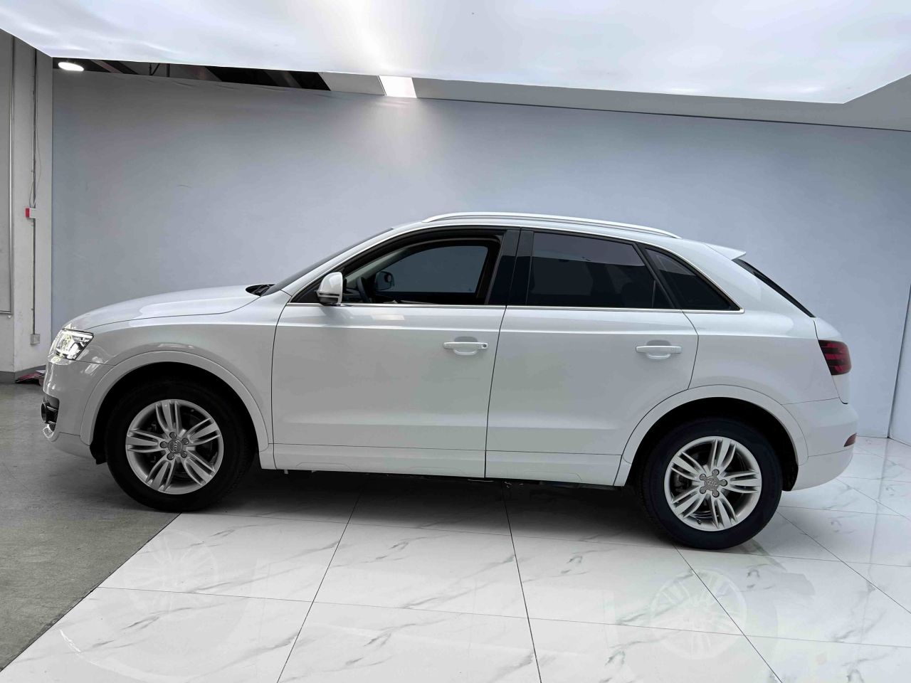 Q3 2013 35 TFSI quattro Tech photo 4
