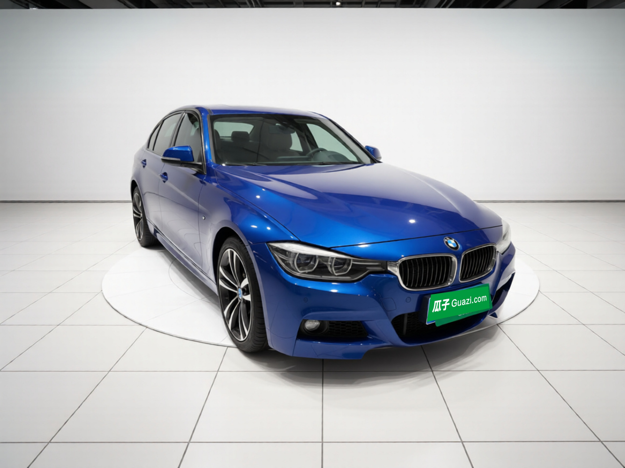 3 Series 2019 320Li M Luxury photo 3