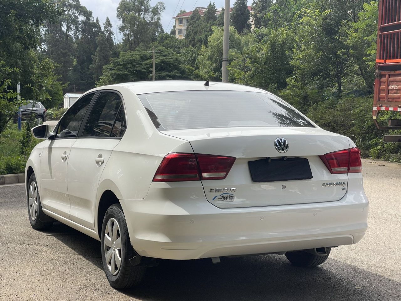 Santana 2015 1.6L AT photo 3