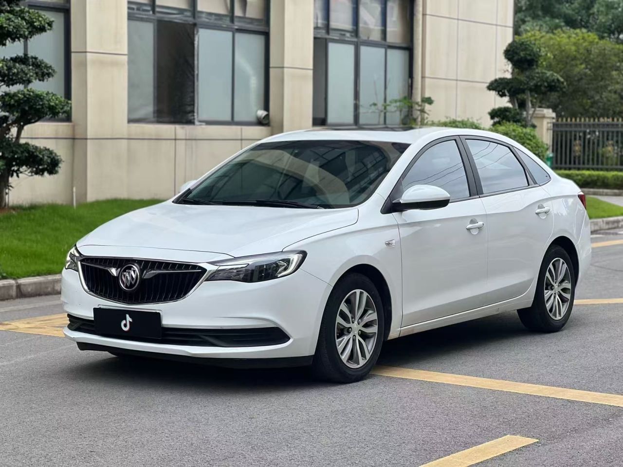 Excelle 2021 1.3T AT Mild Hybrid Elite