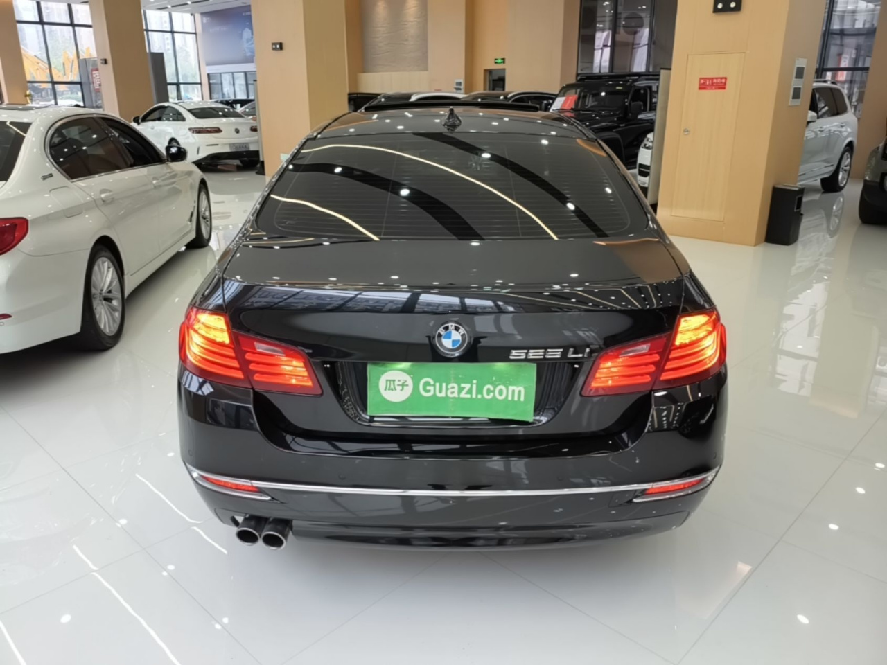 5 Series 2014 525Li Luxury Design Package photo 3