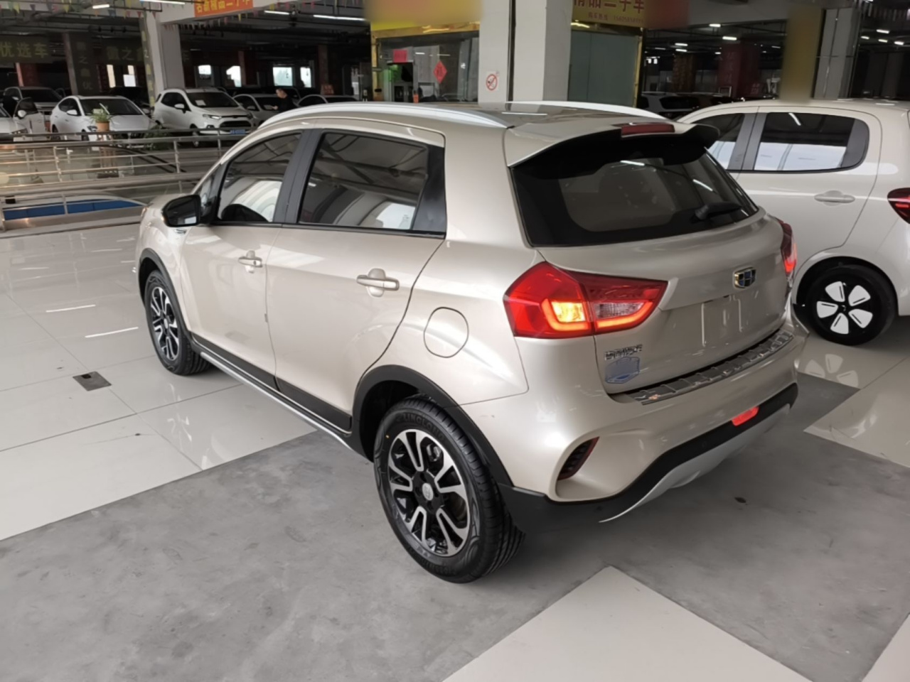 Vision X3 2017 1.5L AT Elite photo 4