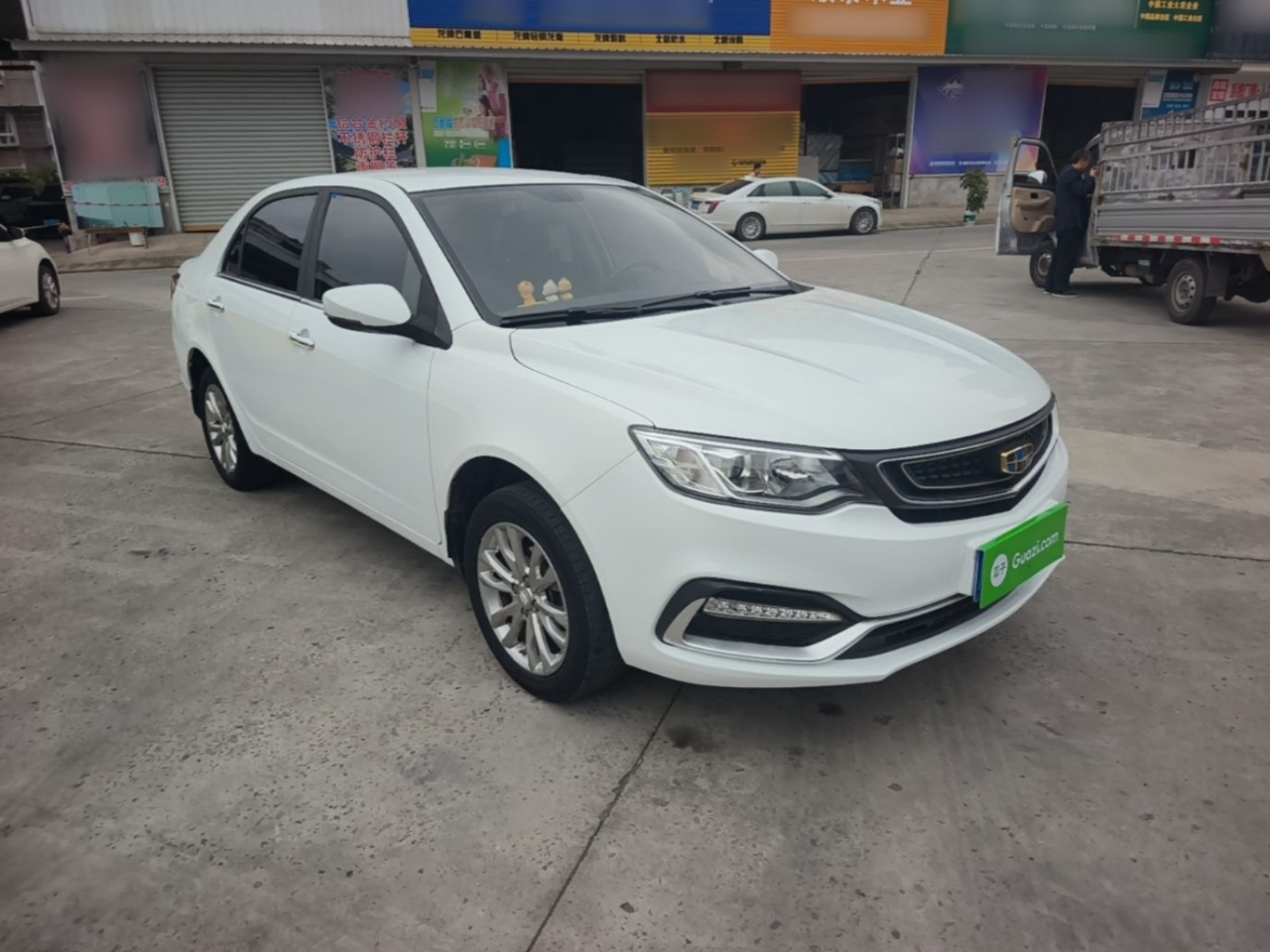 Vision 2019 Upgraded 1.5L MT Luxury China VI photo 5