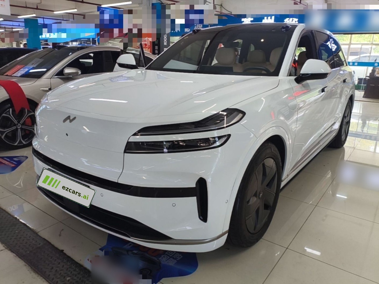 L90 2025 Ultra 7-Seater 60