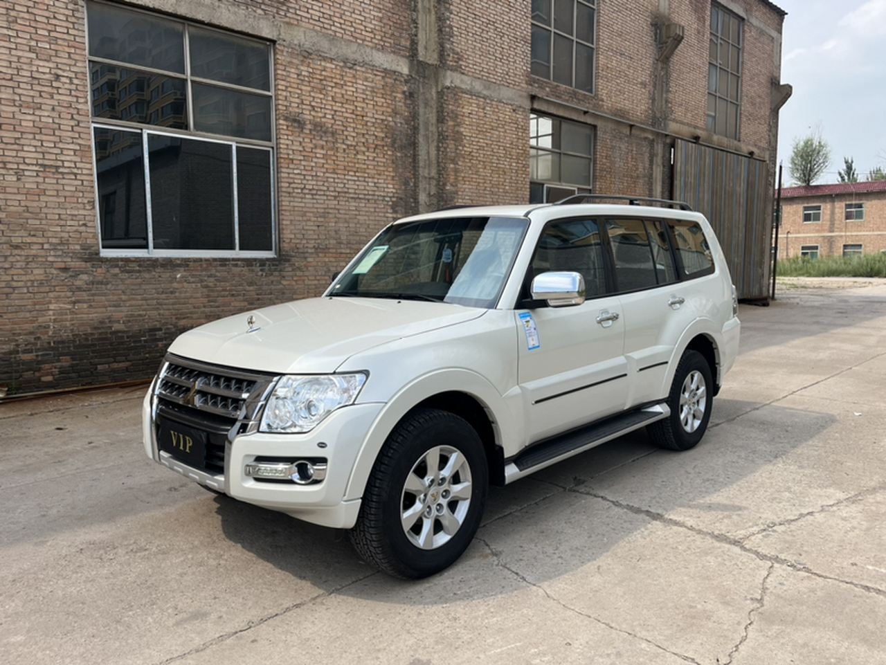 Pajero Parallel Import