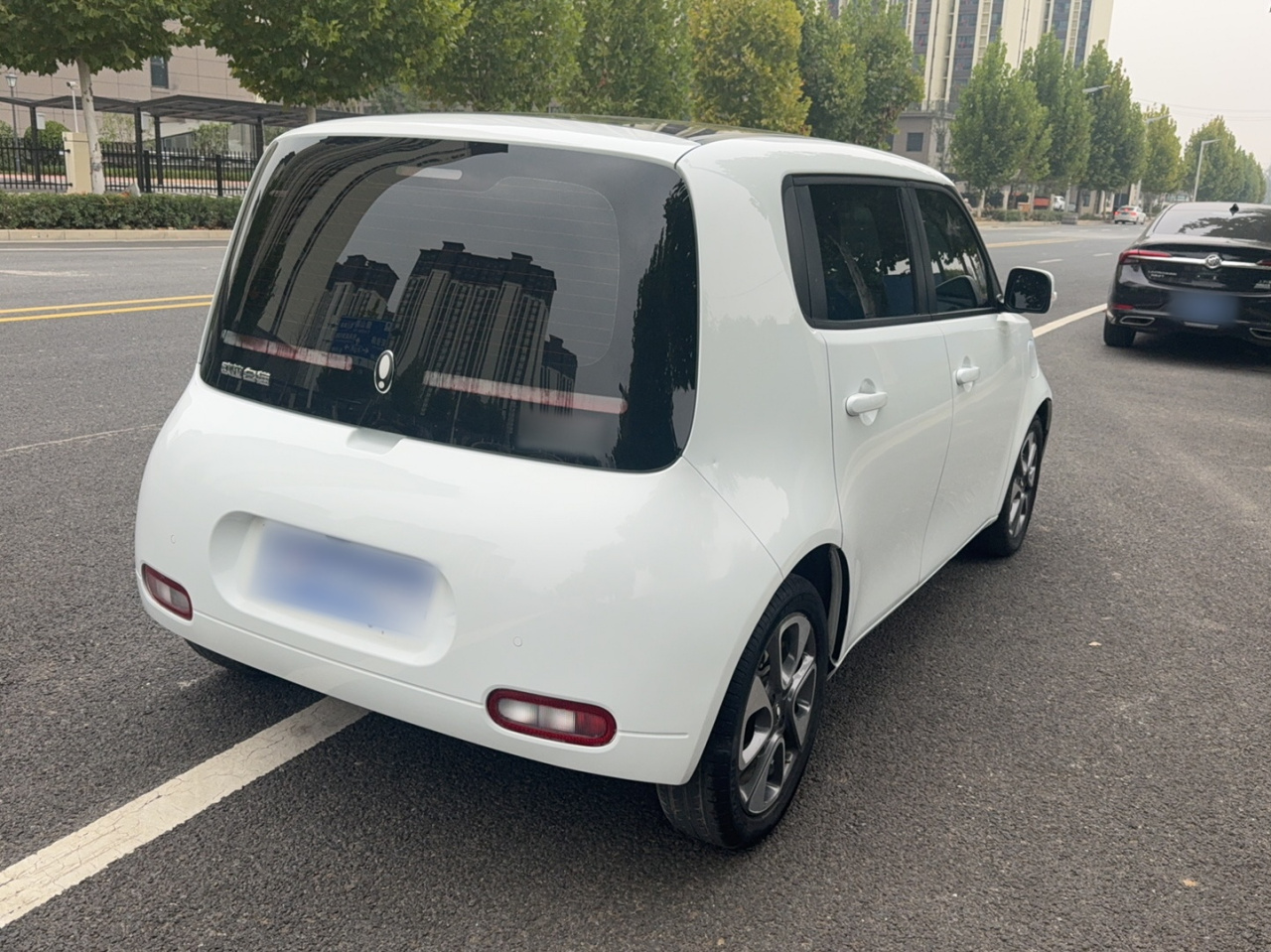 2022 Upgraded 305km Luxury NCM photo 4