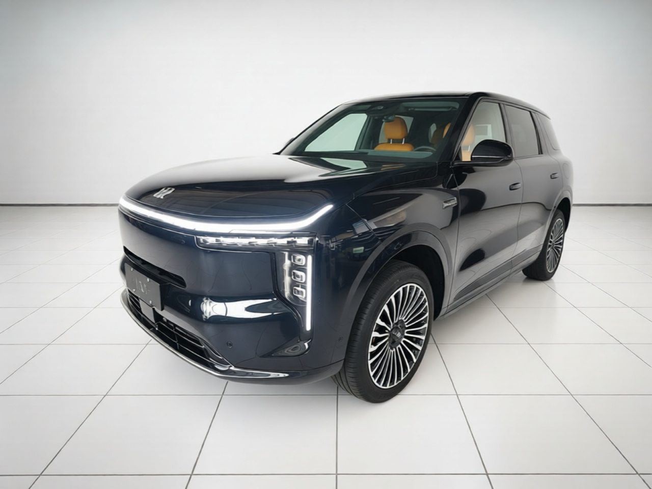 IM Motors LS8 2026 66 Ultra 6-Seater