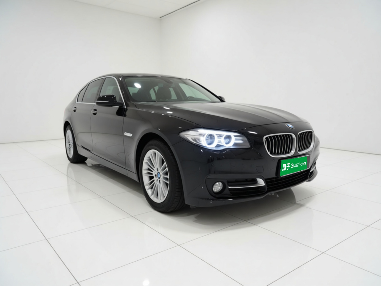 5 Series 2014 525Li Leading photo 3