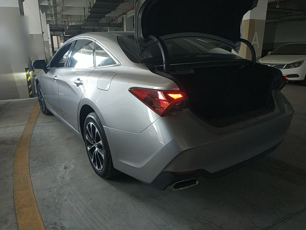 Avalon 2022 2.0L Luxury photo 4