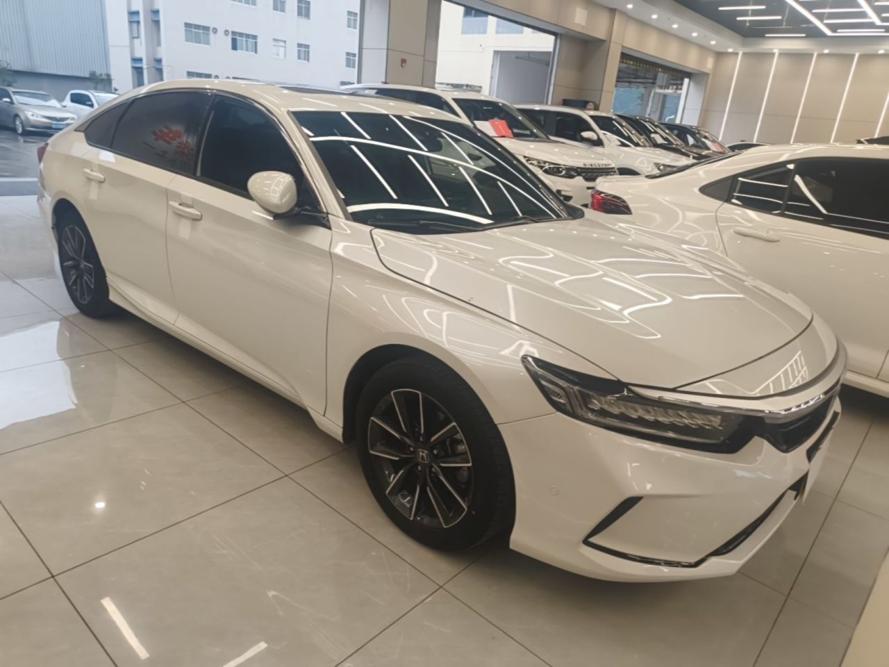 2022 260TURBO photo 3
