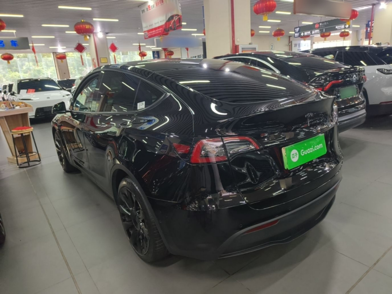 Model Y 2021 Standard Range RWD photo 4
