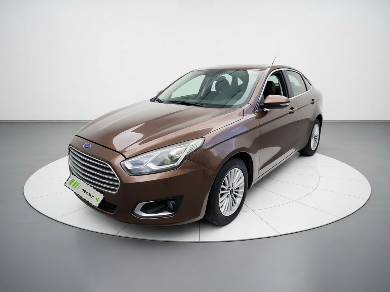 Escort 2015 1.5L MT Comfort
