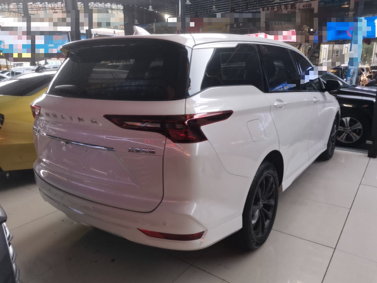 Wuling 2020 1.5T CVT Premium photo 4