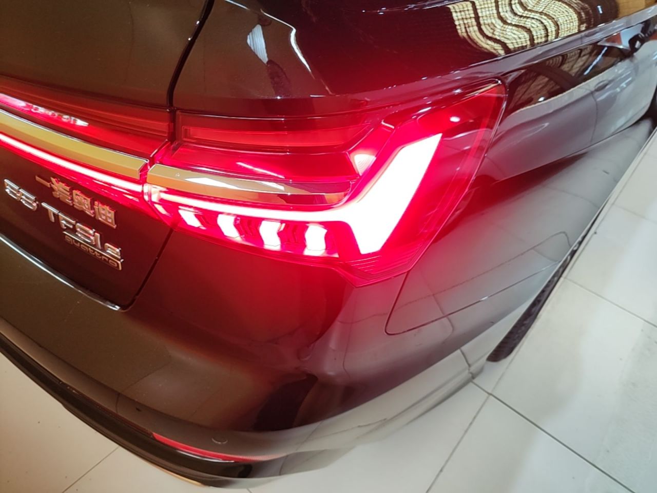 A6L EV 2022 55 TFSI e quattro photo 4