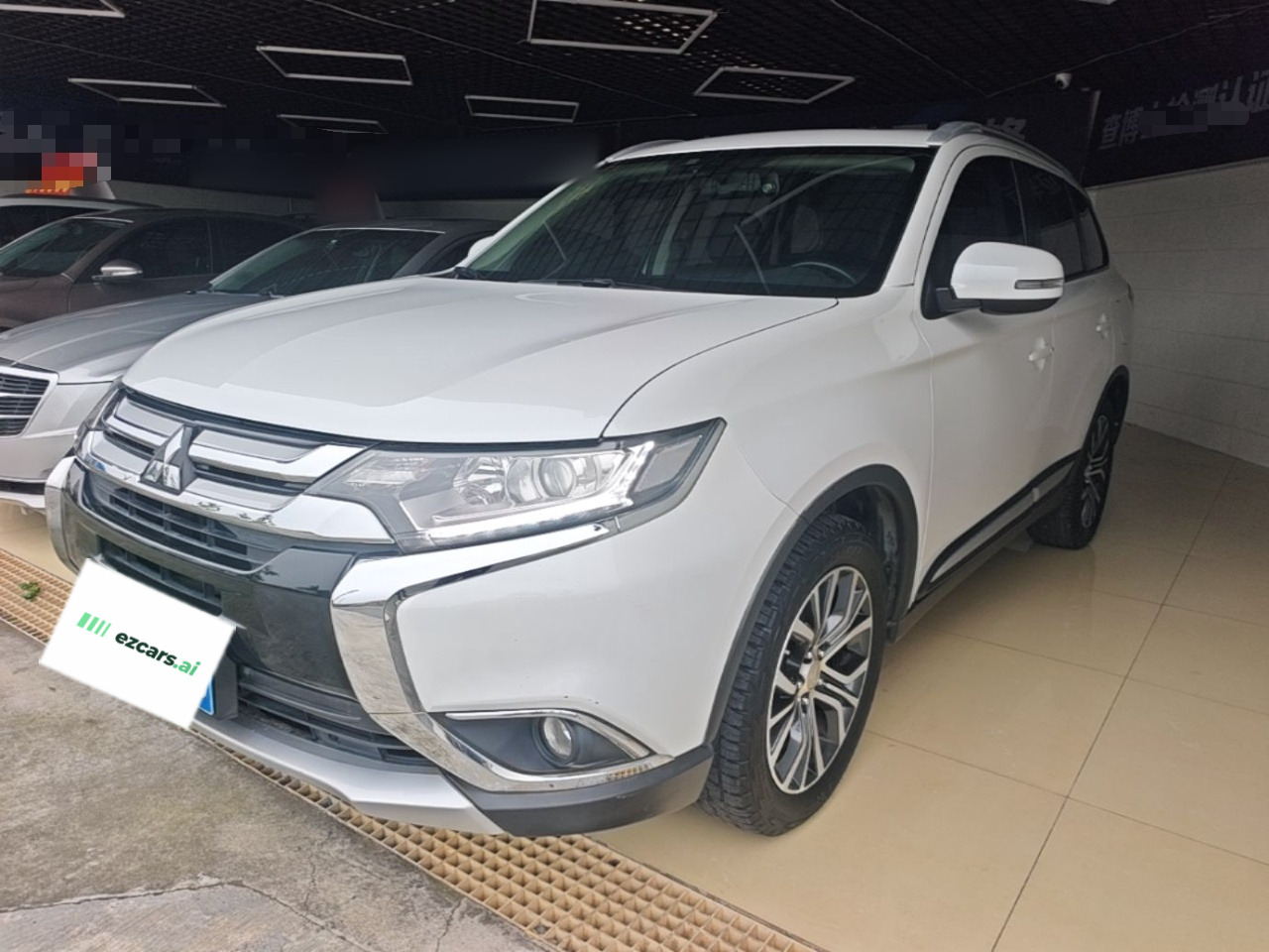 Outlander 2018 2.0L RWD Honor 5-Seater