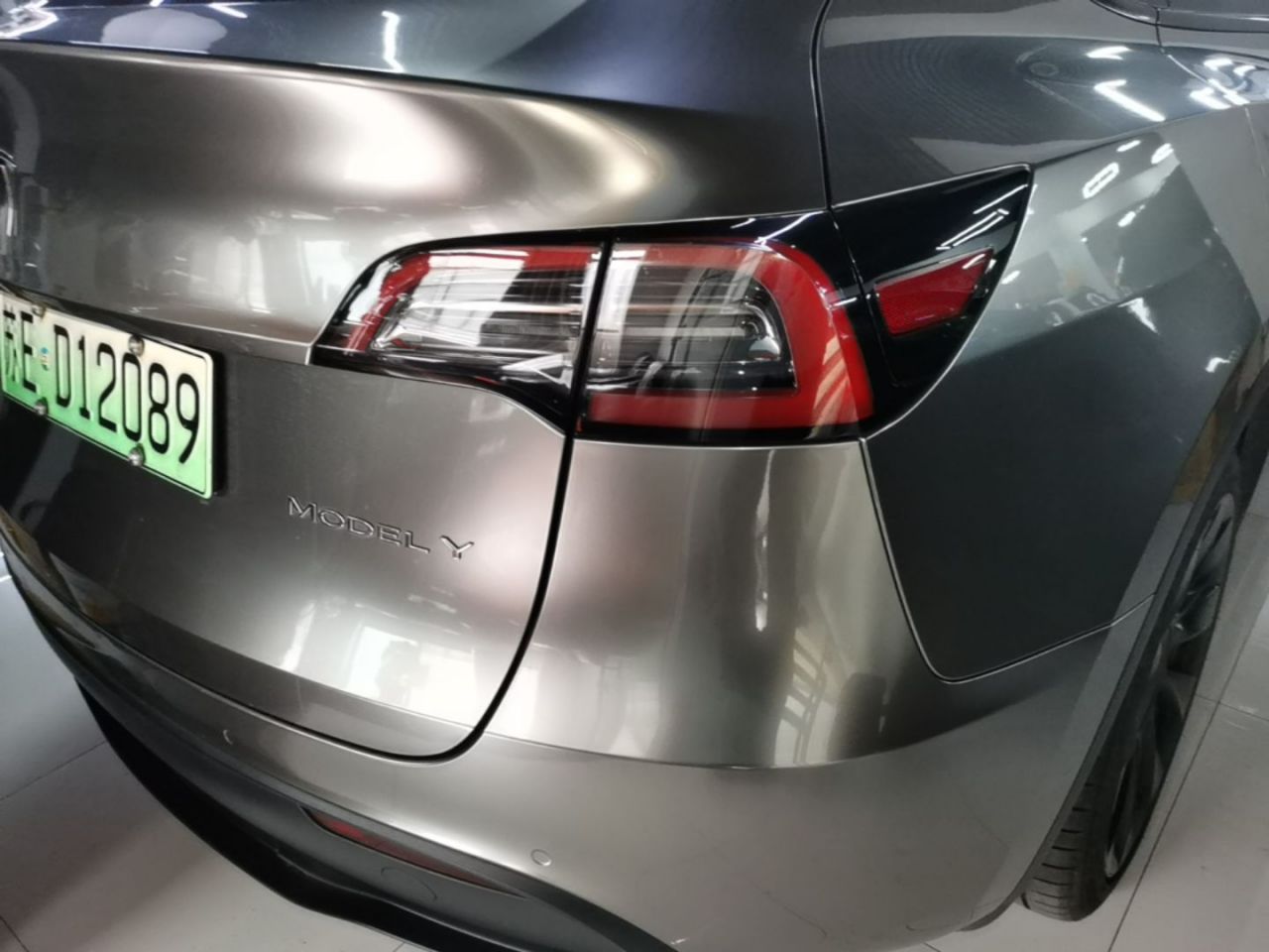 Model Y 2021 Long Range AWD photo 3