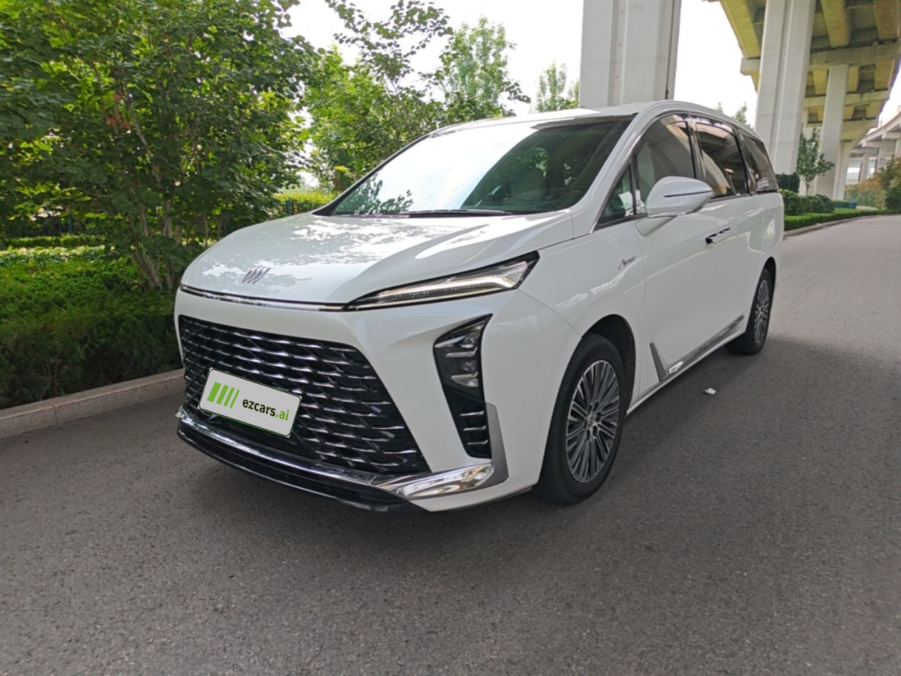GL8 EV 2024 Smart 7-Seater