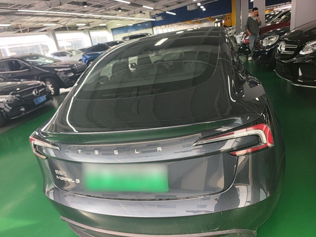 Model 3 2023 RWD photo 5