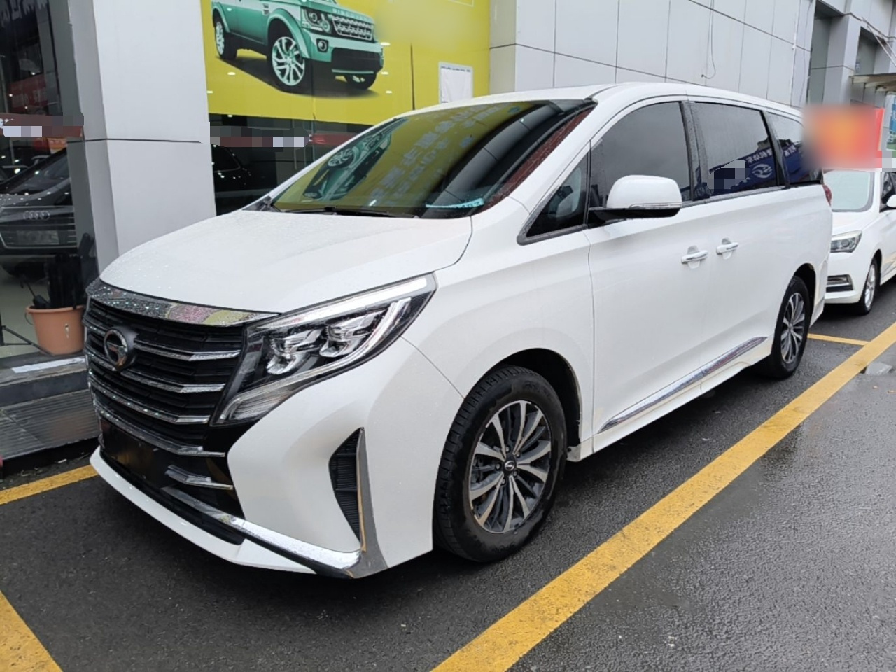 GAC Trumpchi M8 2023 Leading Series 390T Exclusive