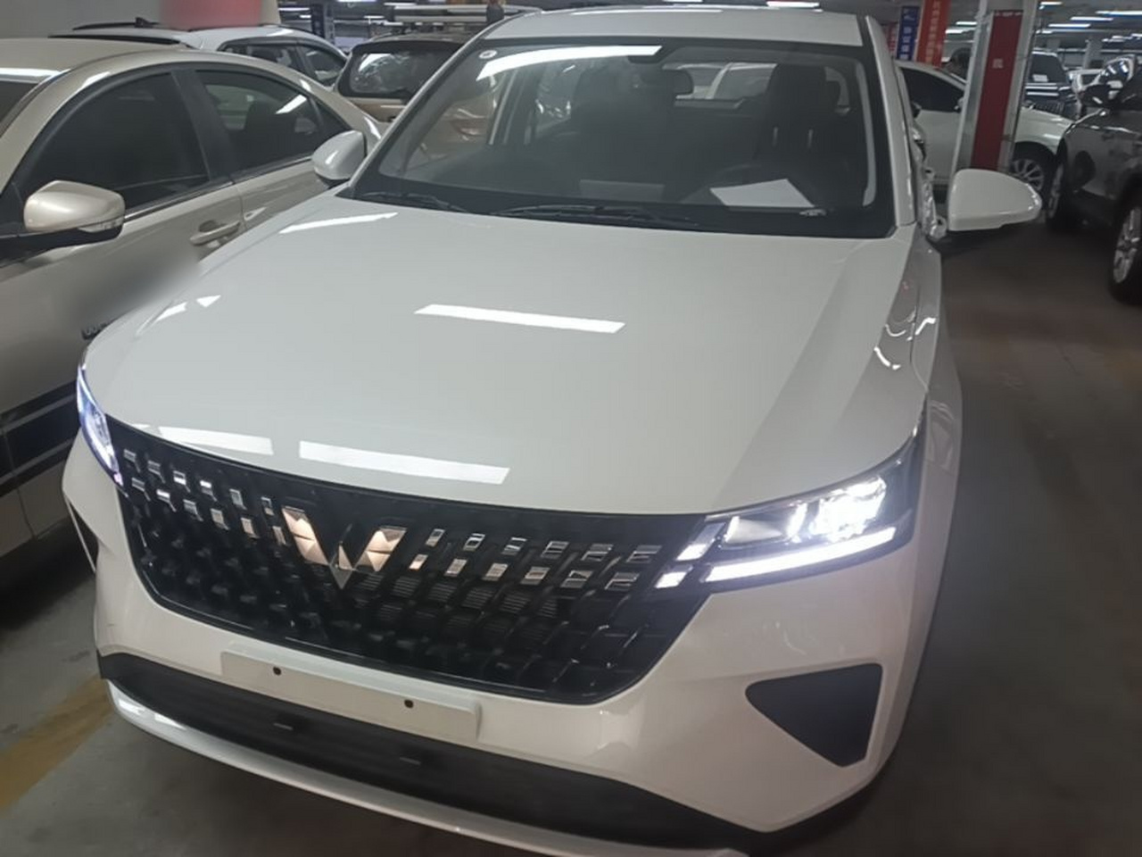 Wuling 2026 1.5L CVT photo 2