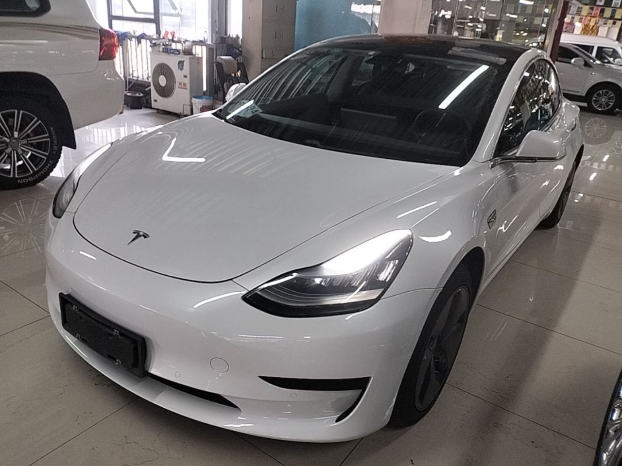 Model 3 Imported 2019 Standard Range RWD Upgraded
