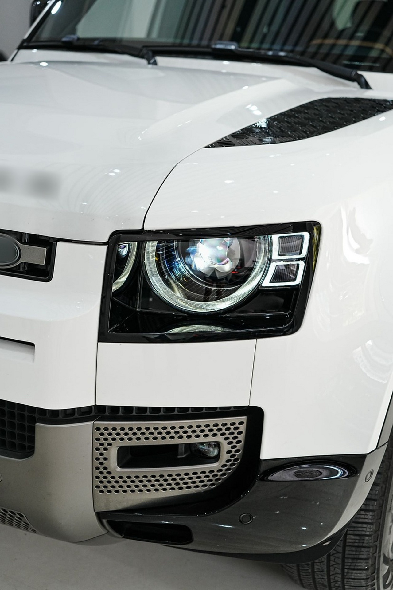 Defender 2024 110 3.0T P400 X-DYNAMIC HSE photo 3