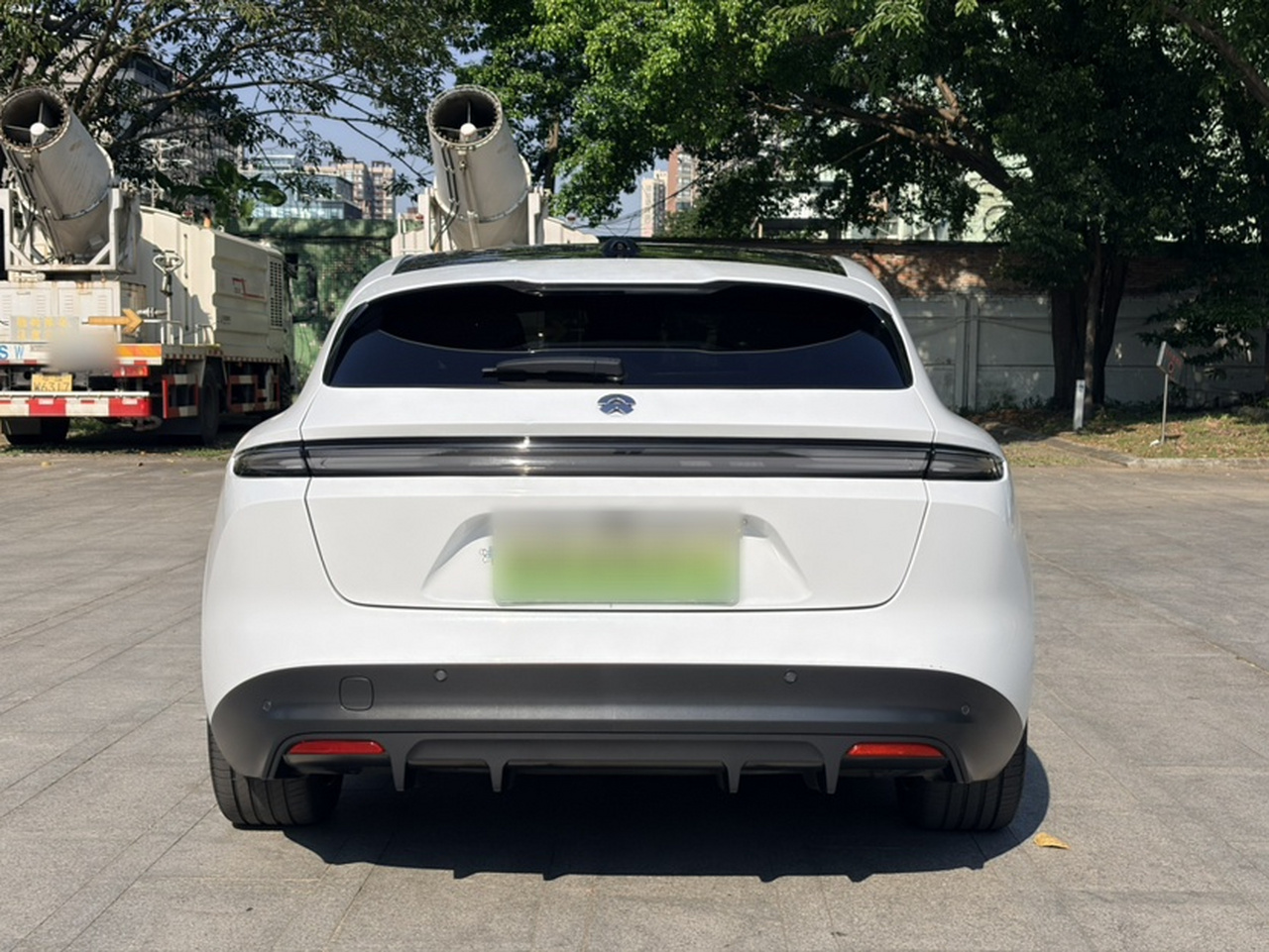 ET5T 2024 75kWh Touring photo 4