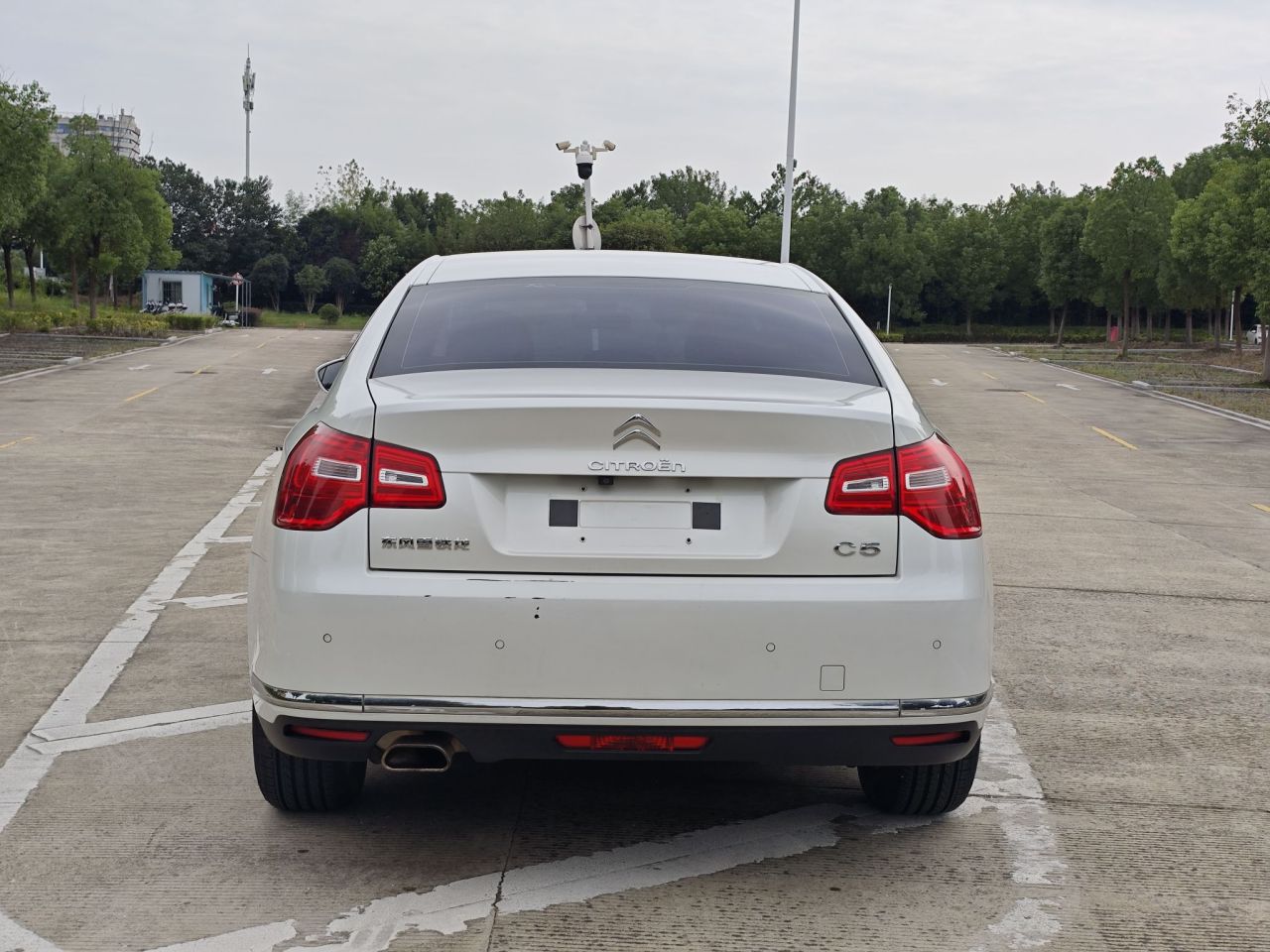 C5 2014 1.6T AT Exclusive photo 4