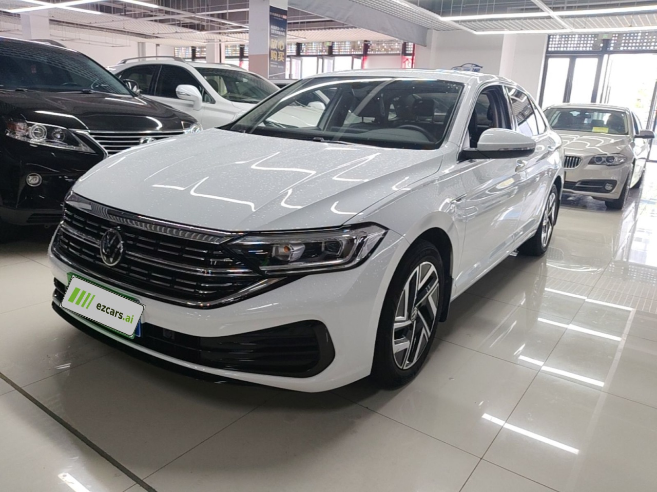 Sagitar 2023 200TSI DSG