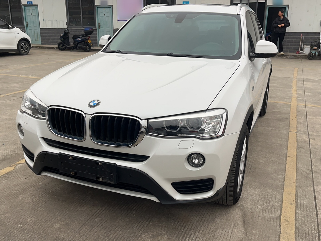 X3 Imported 2016 sDrive20i photo 3