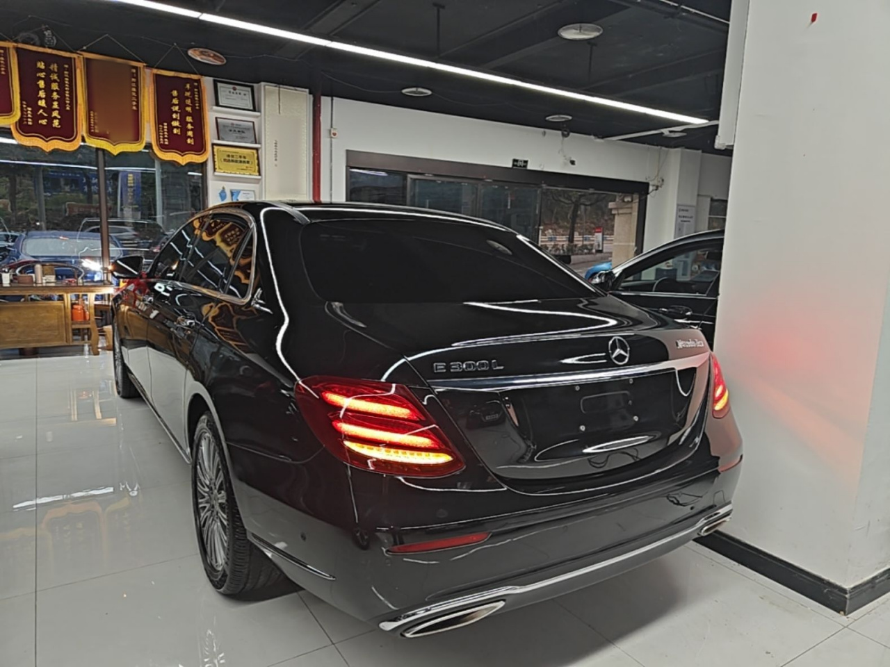 E-Class 2019 Facelift E 300 L Fashion photo 4
