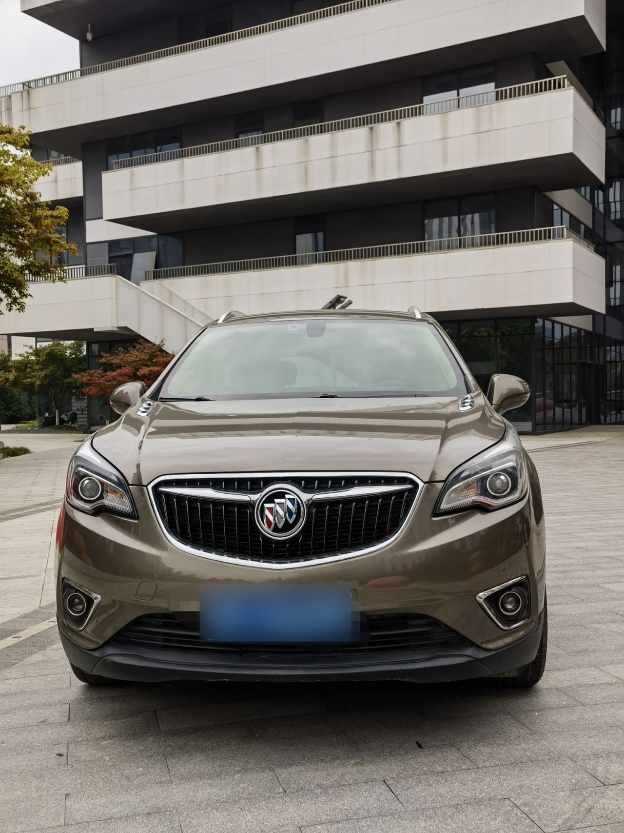 Envision 2018 20T RWD Leading photo 2