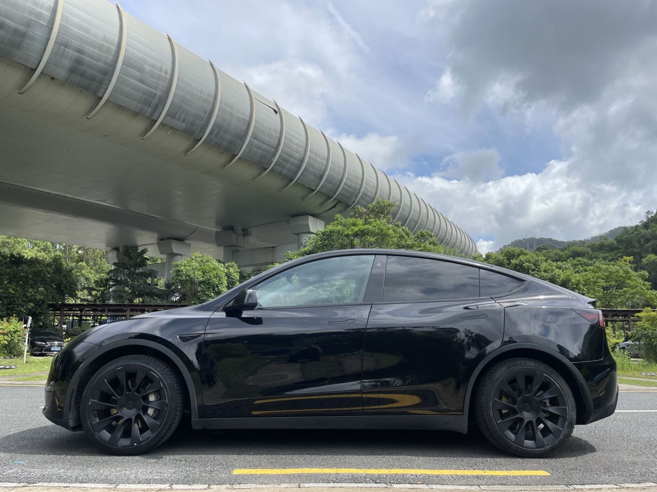 Model Y 2022 RWD photo 3