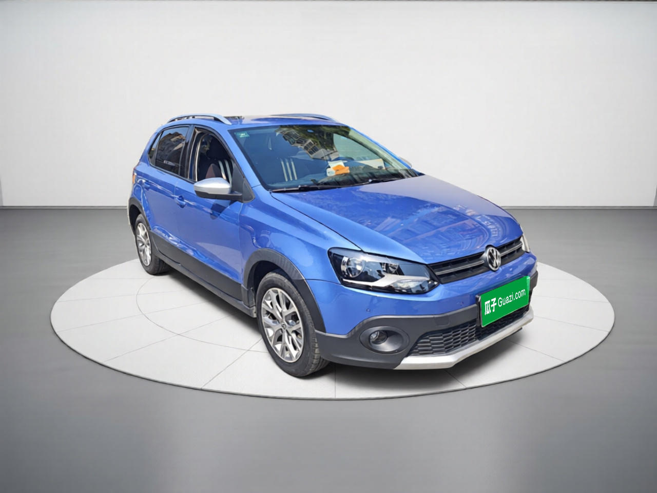 2014 1.6L Cross Polo AT photo 3