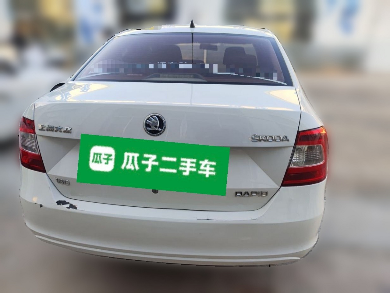 Rapid 2015 1.6L MT photo 5