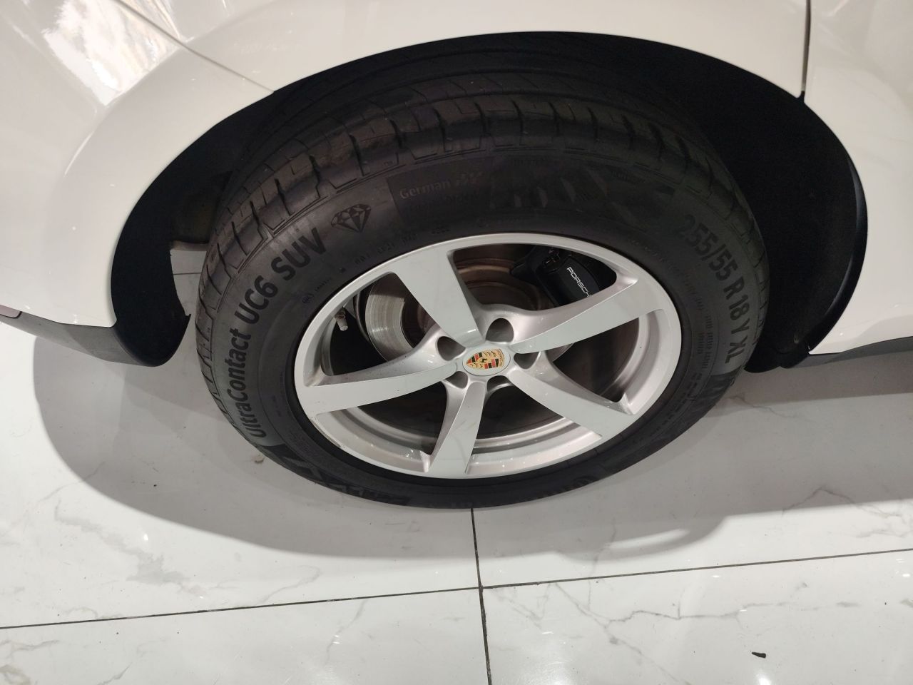 2020 Macan 2.0T photo 3